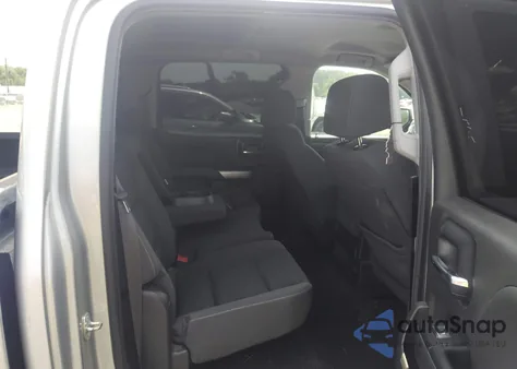 2017 Chevrolet Silverado 1500 1Lt z USA, uszkodzony, nr VIN 3GCUKREC4HG519174